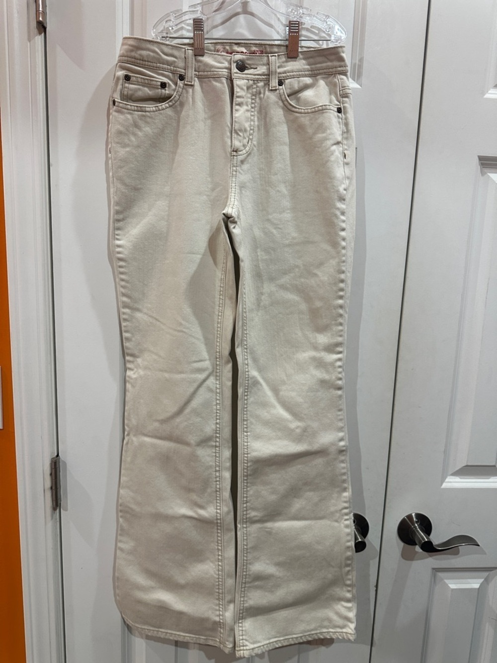 NEW Fruit of the Loom Cream Wide-Leg Jeans - High Rise size 4